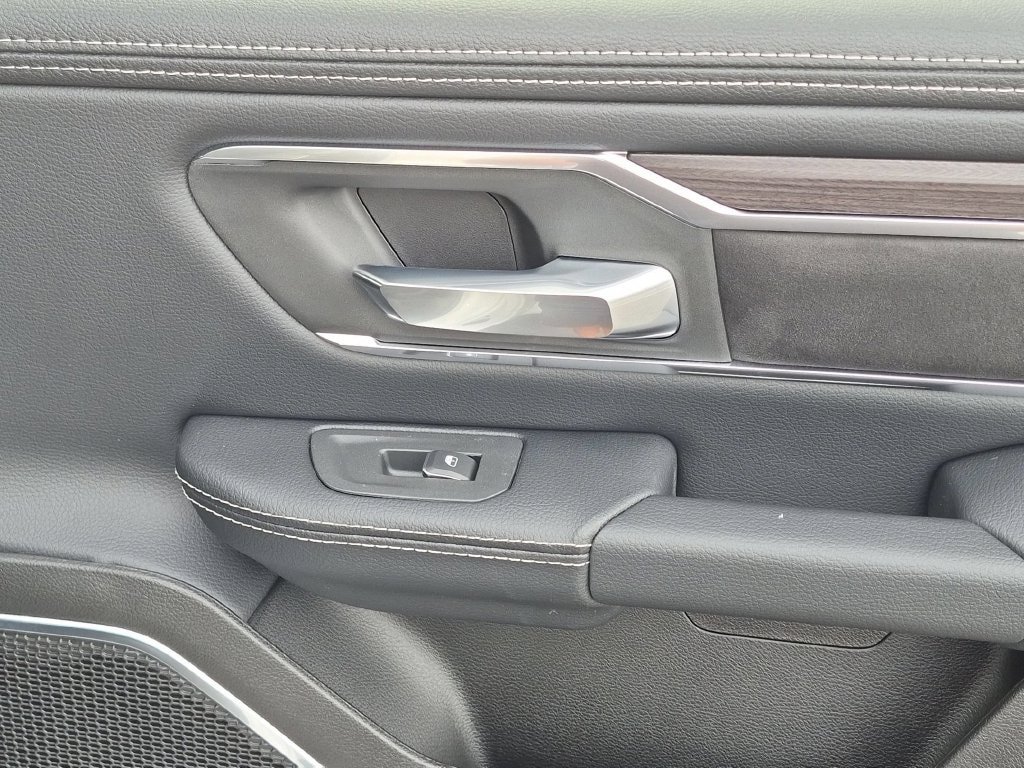New 2027 RAM 1500 Laramie w/ Night Edition AWD/4WD image 29