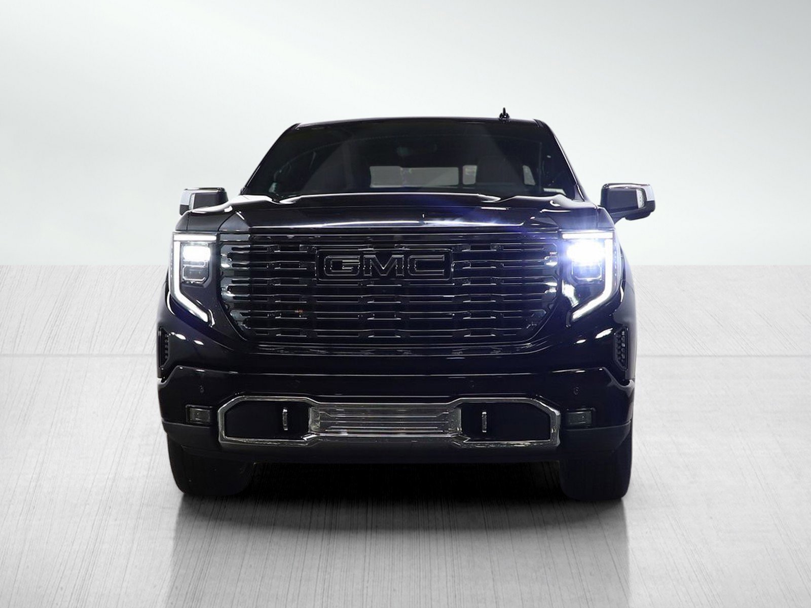 Used 2022 GMC Sierra 1500 Denali Ultimate AWD/4WD image 9