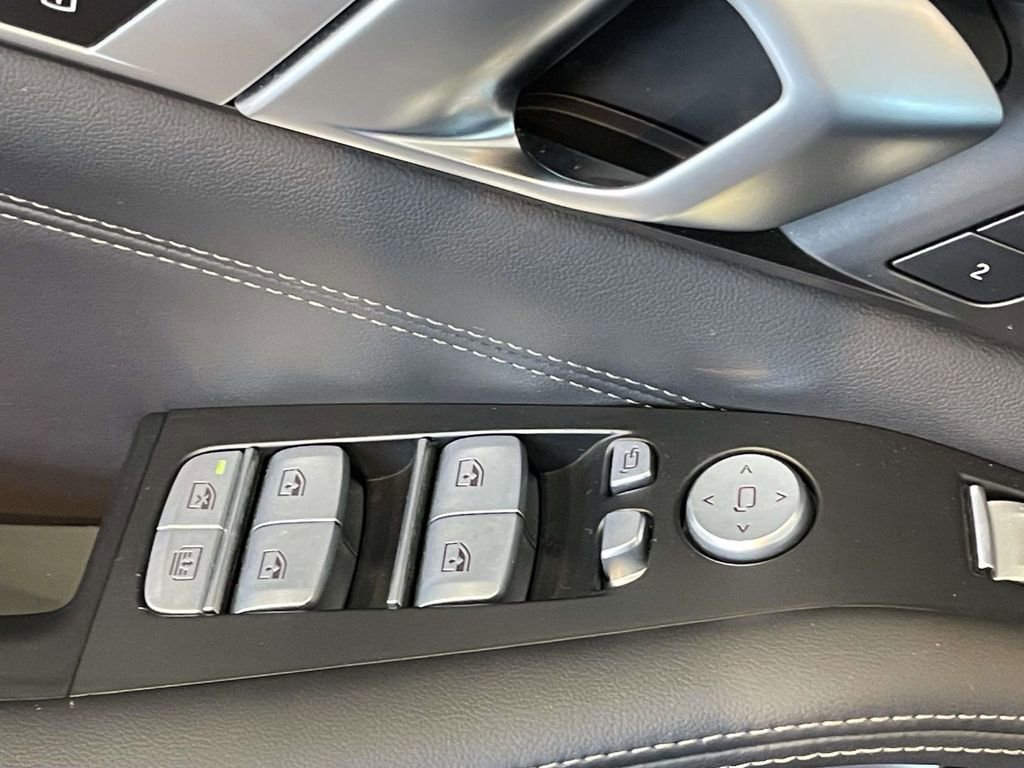 Used 2023 BMW X7 xDrive40i w/ M Sport Package image 24