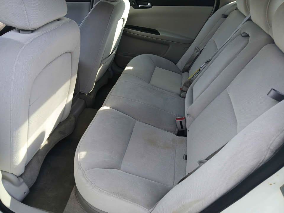 Used 2007 Chevrolet Impala LT FWD image 16