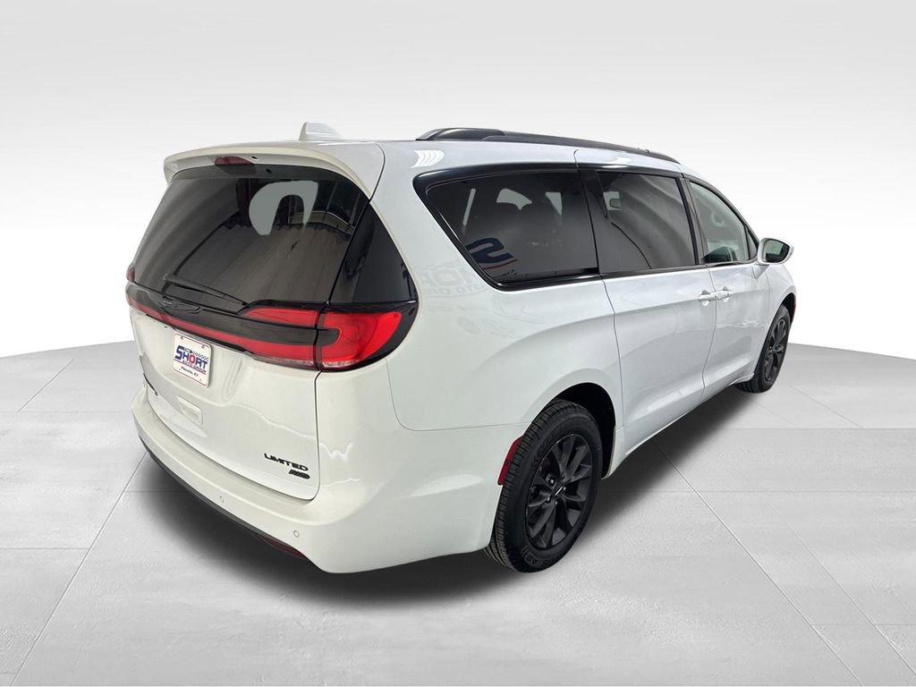 Used 2021 Chrysler Pacifica Limited w/ S Appearance Package AWD/4WD image 4