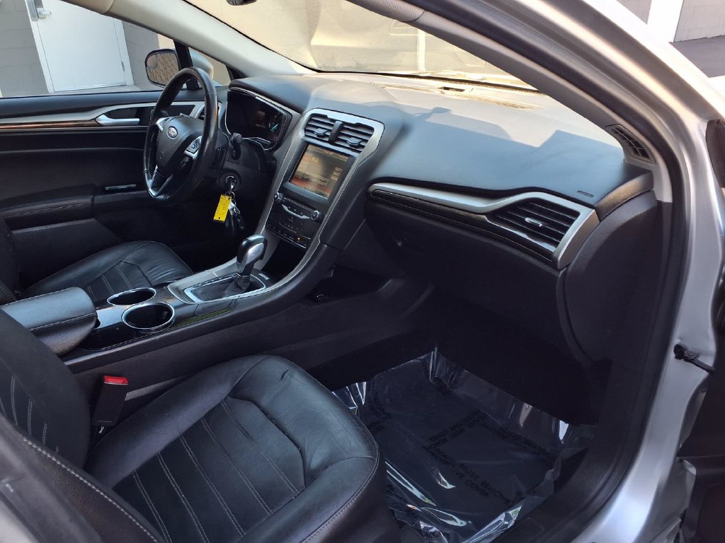 Used 2013 Ford Fusion SE FWD image 35