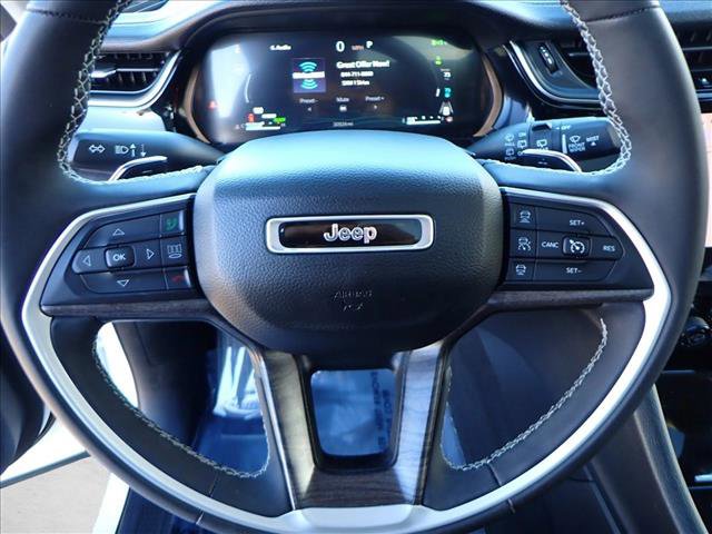 Used 2023 Jeep Grand Cherokee 4WD 4xe w/ Luxury Tech Group II image 16