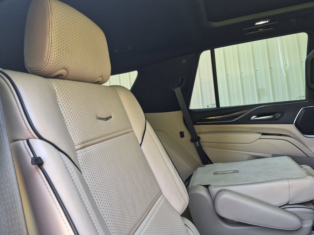 Certified 2024 Cadillac Escalade Premium Luxury RWD image 32