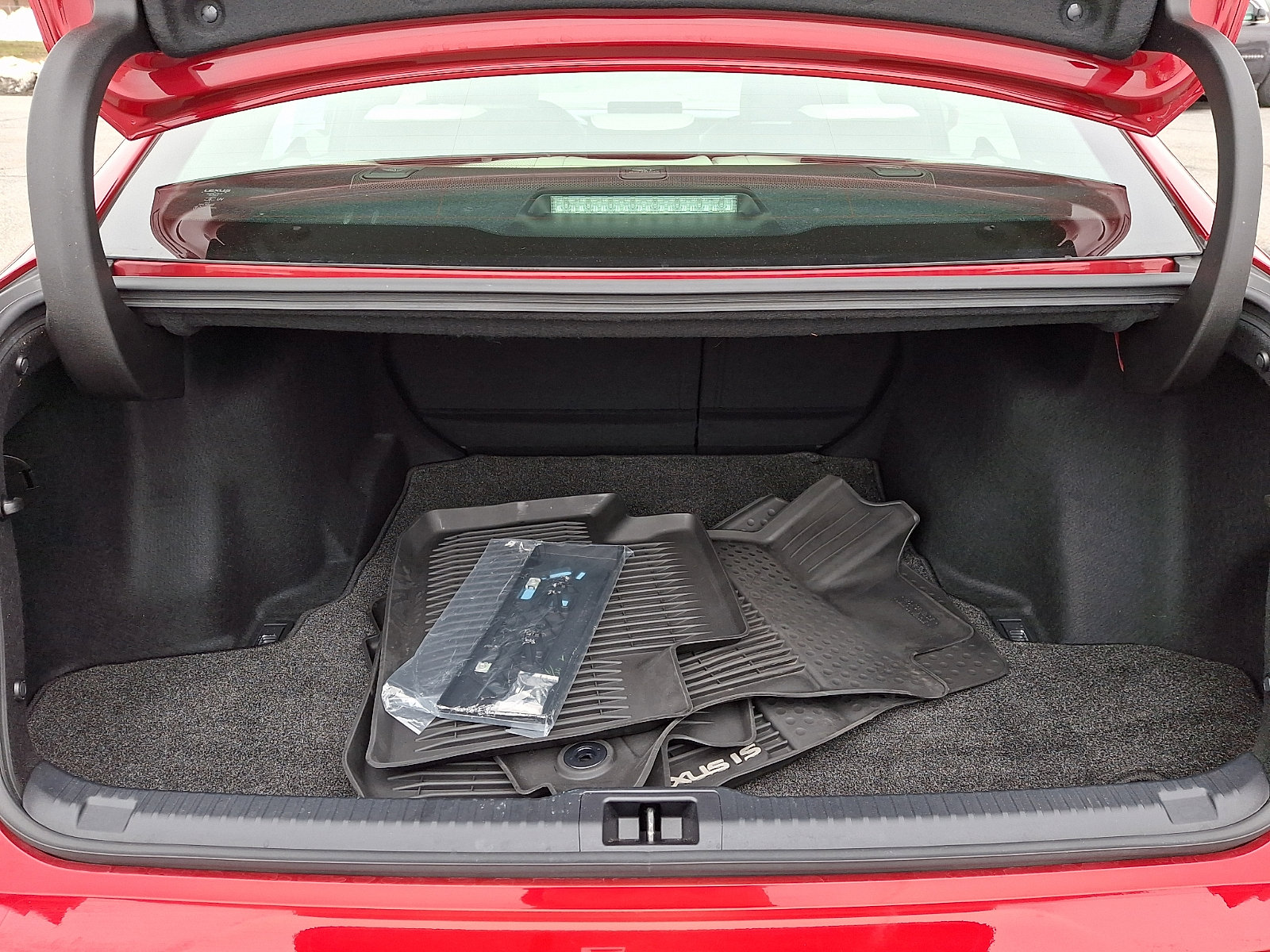 Used 2023 Lexus IS 350 F Sport w/ Memory Package image 31