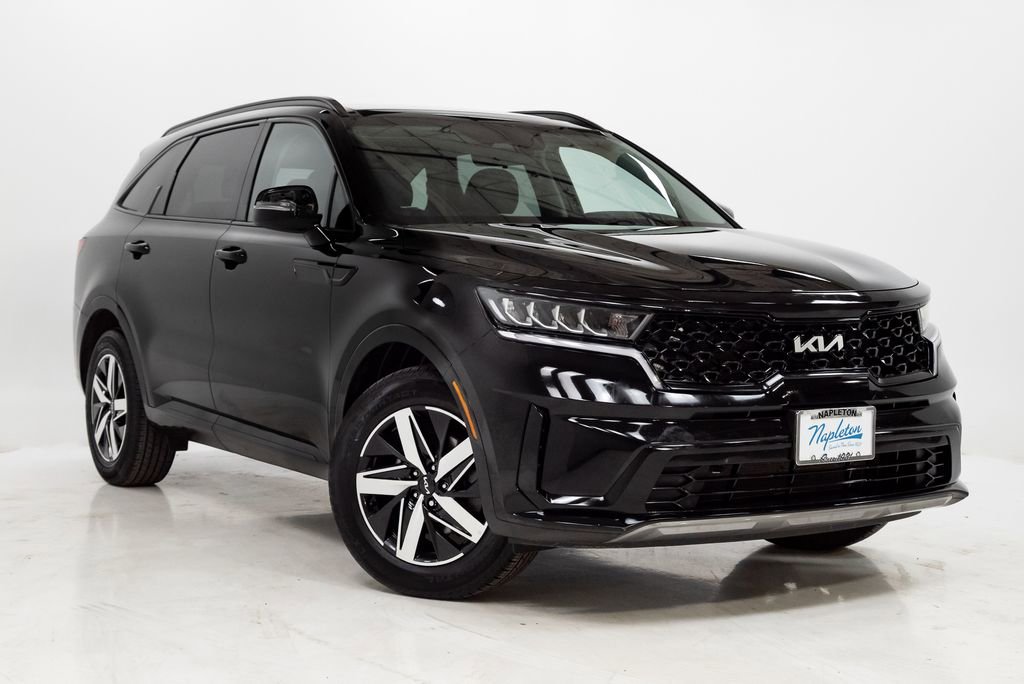 Used 2022 Kia Sorento S w/ Panoramic Sunroof Package image 6