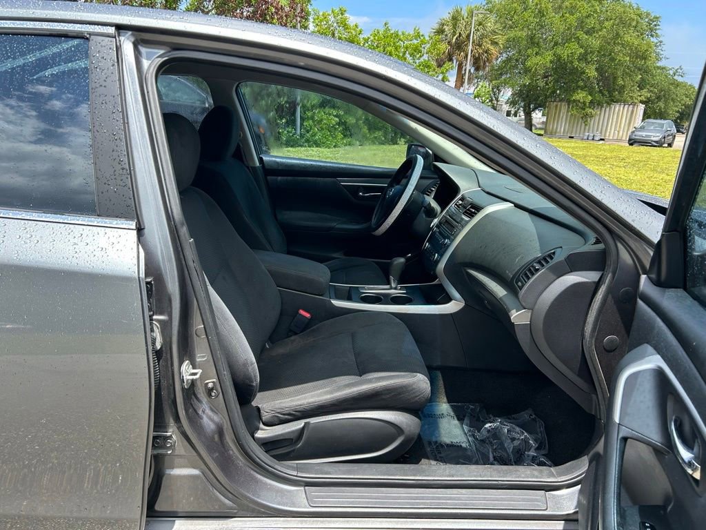 Used 2015 Nissan Altima 2.5 S FWD image 34