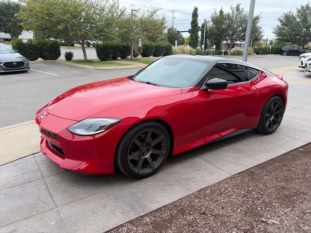 Used 2025 Nissan Z Sport w/ Floor Mat Package RWD image 9