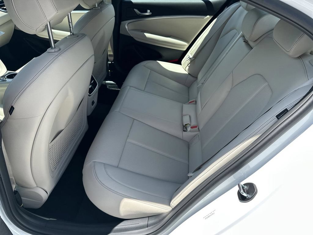 New 2026 Genesis G70 2.5T RWD image 21