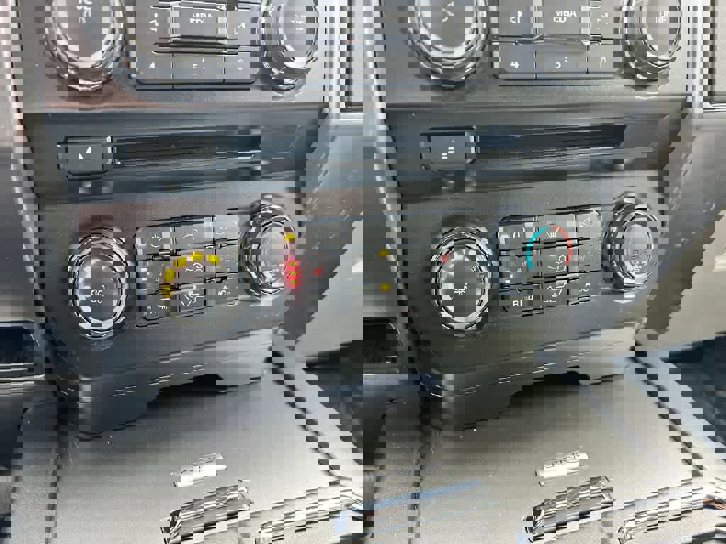 Used 2017 Ford F150 XLT w/ Equipment Group 302A Luxury image 33