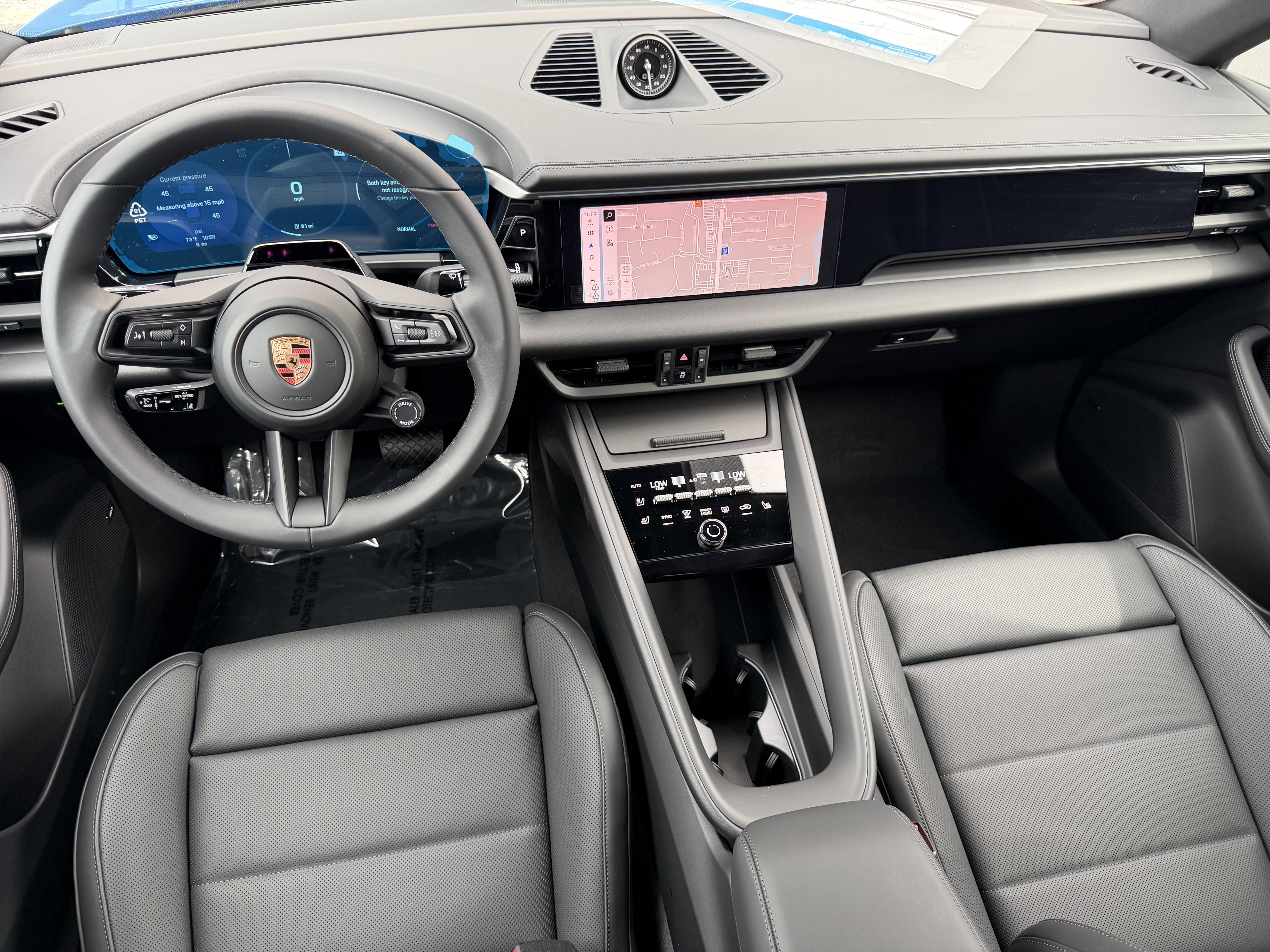 New 2026 Porsche Macan Electric image 17