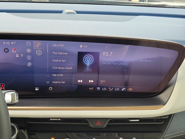 Used 2024 Buick Envision Avenir AWD/4WD image 26