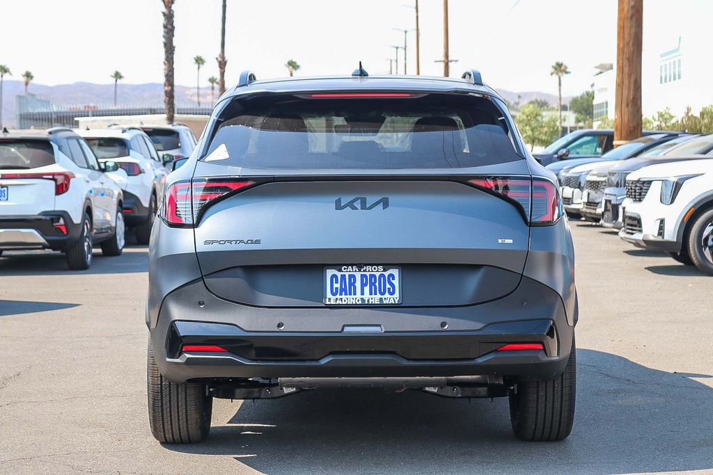 Certified 2026 Kia Sportage X-Line AWD/4WD image 8