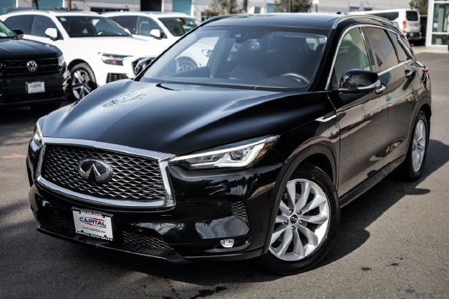 Used 2019 INFINITI QX50 Essential w/ Premium Audio Package AWD/4WD image 9