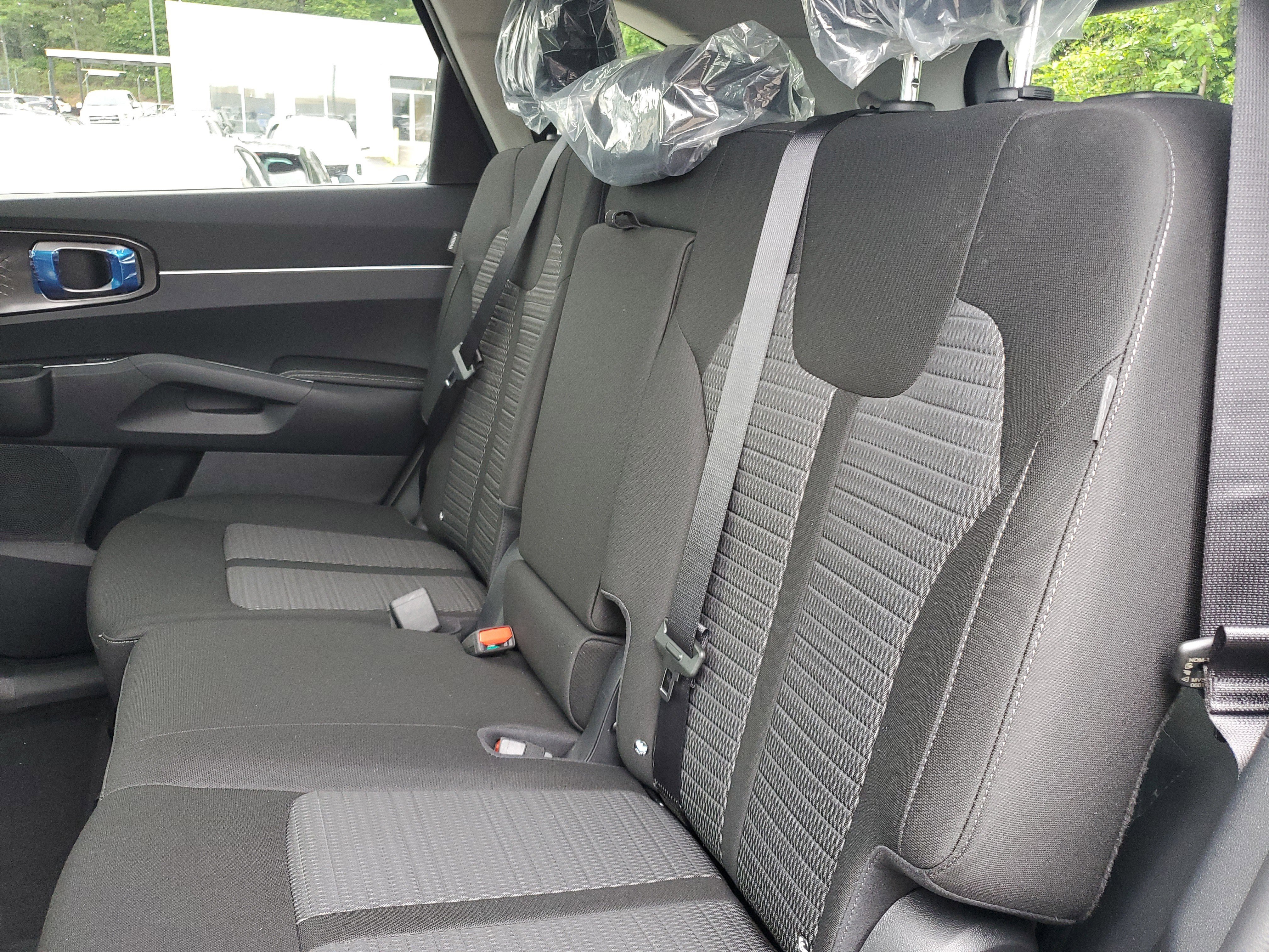 New 2026 Kia Sorento LX FWD image 10