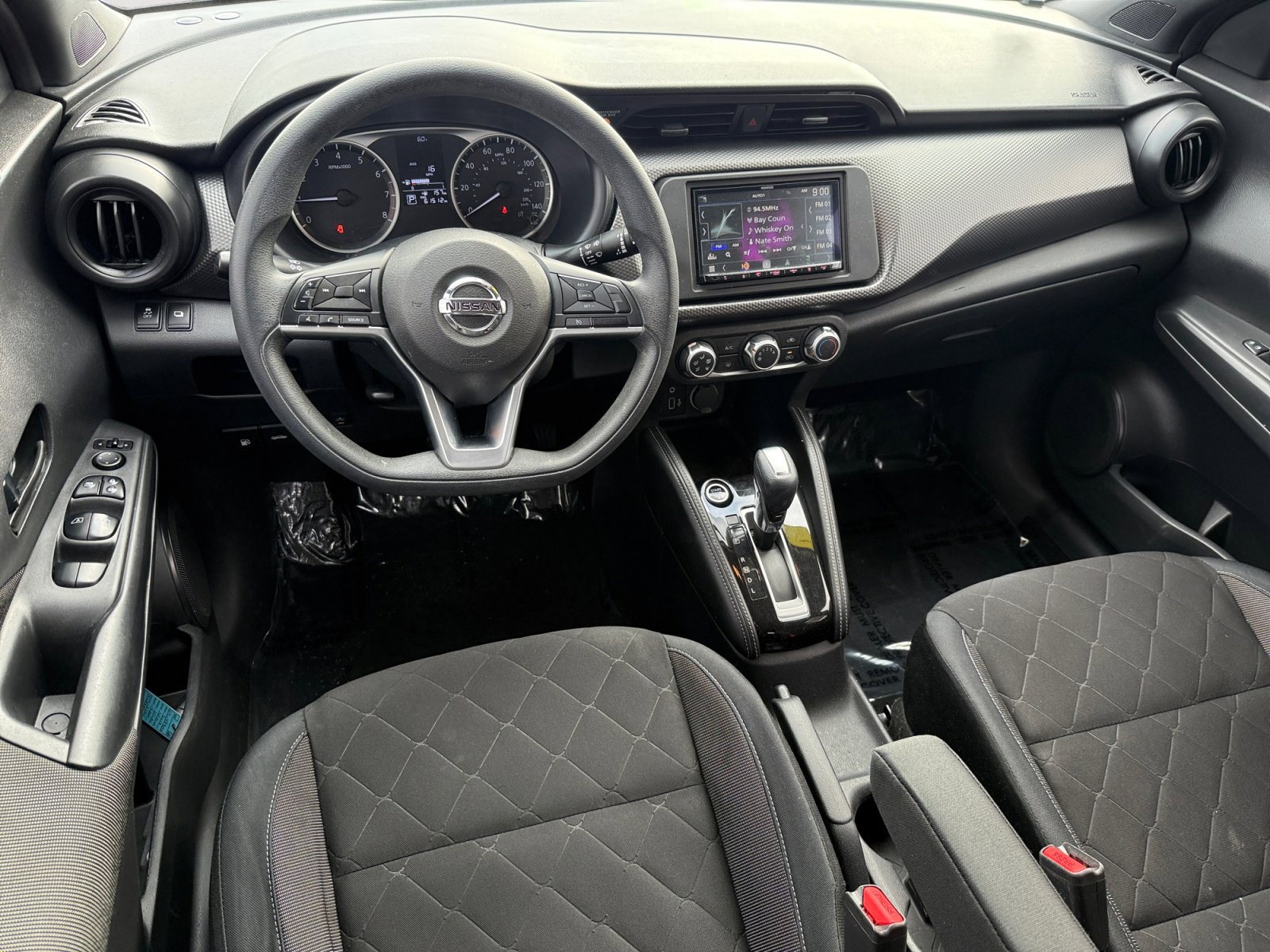 Used 2018 Nissan Kicks S image 15