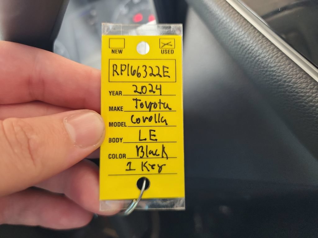 Used 2024 Toyota Corolla LE FWD image 41