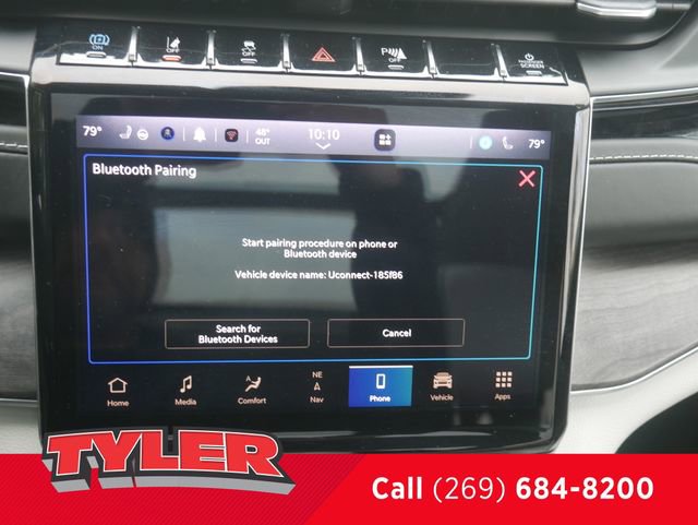 Used 2022 Jeep Grand Cherokee Overland w/ Luxury Tech Group IV AWD/4WD image 48