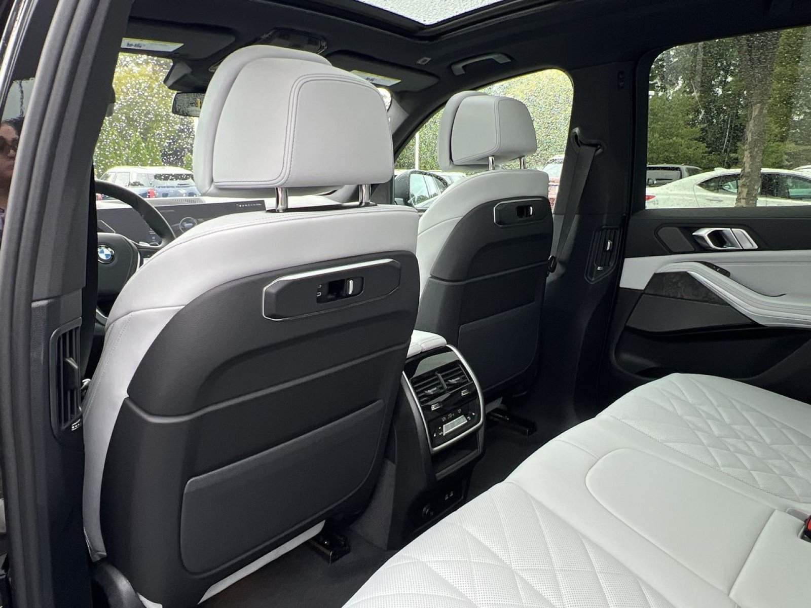 New 2026 BMW X5 xDrive40i w/ Climate Comfort Package AWD/4WD image 23