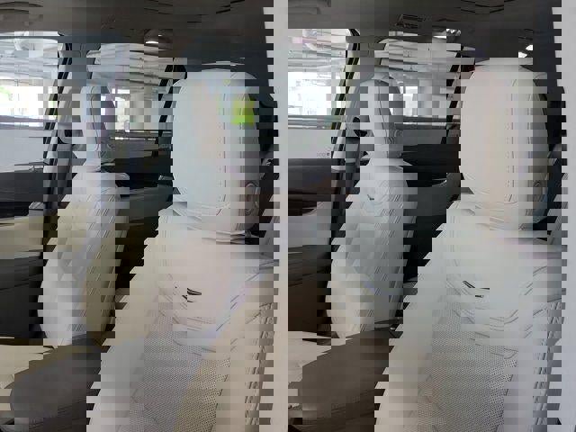 Used 2021 Cadillac XT6 Premium Luxury image 11