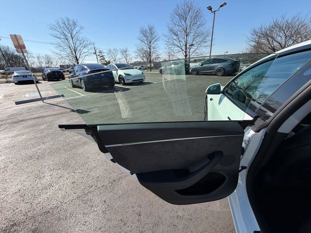 Used 2026 Tesla Model 3 image 9
