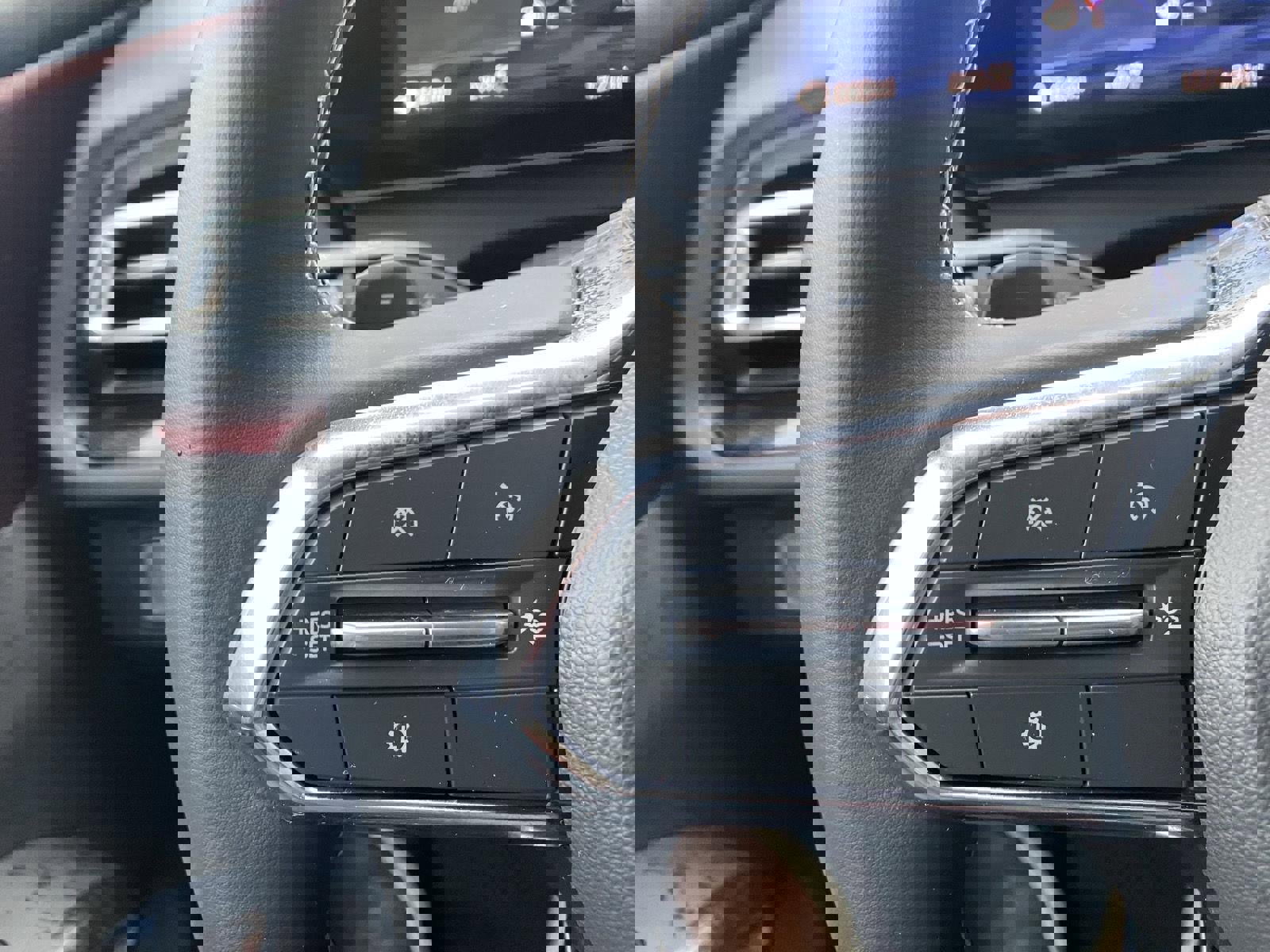 Certified 2026 Chevrolet Traverse Z71 image 45