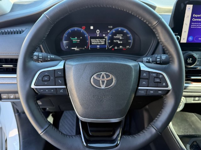 Used 2025 Toyota Grand Highlander FWD image 15