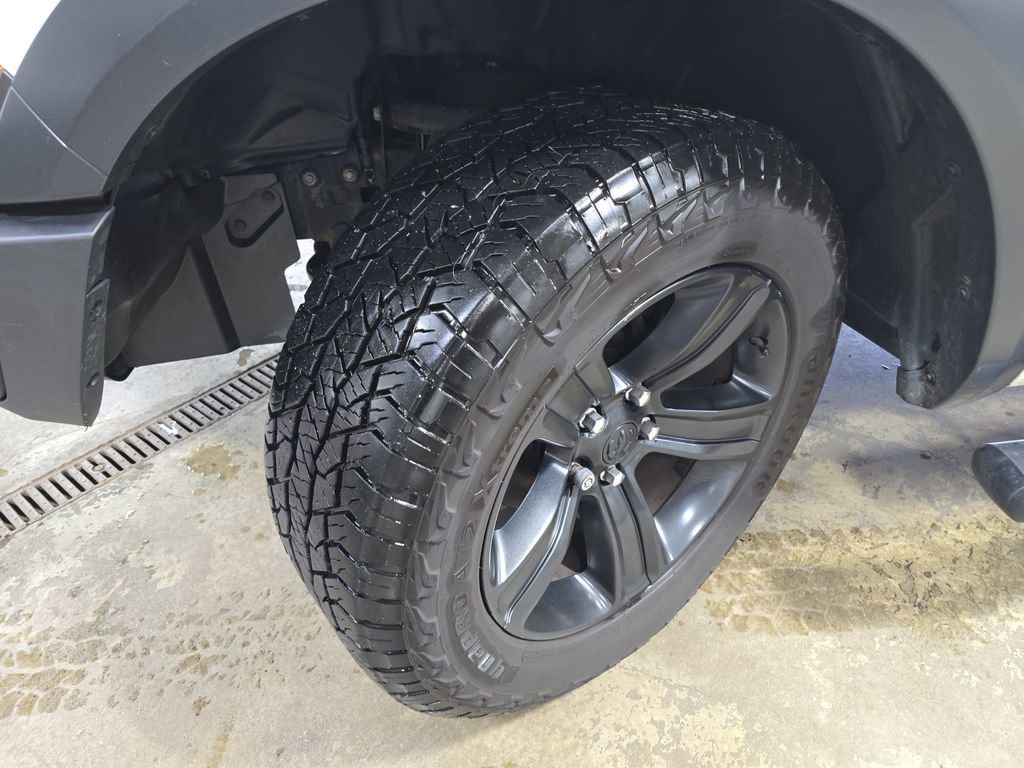 Used 2021 RAM 1500 Classic Warlock image 32