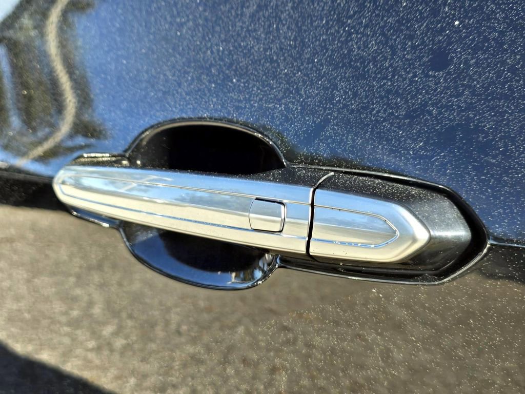 Used 2018 Cadillac CTS Luxury image 8