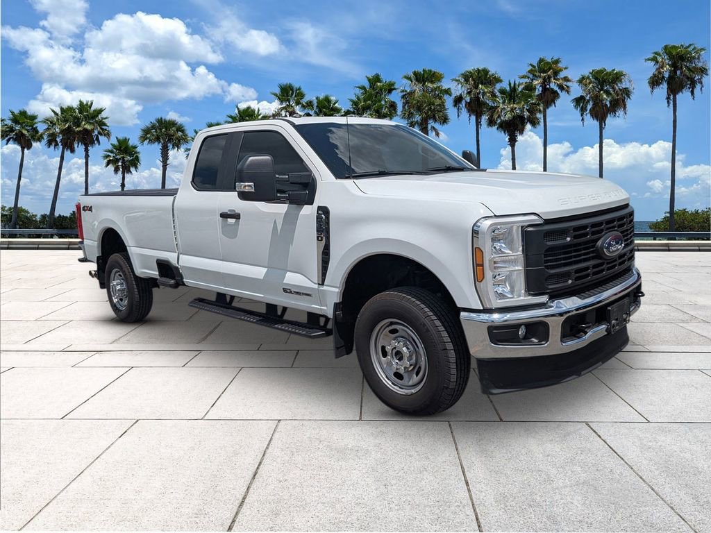 Certified 2025 Ford F350 XL w/ XL Chrome Package AWD/4WD image 1