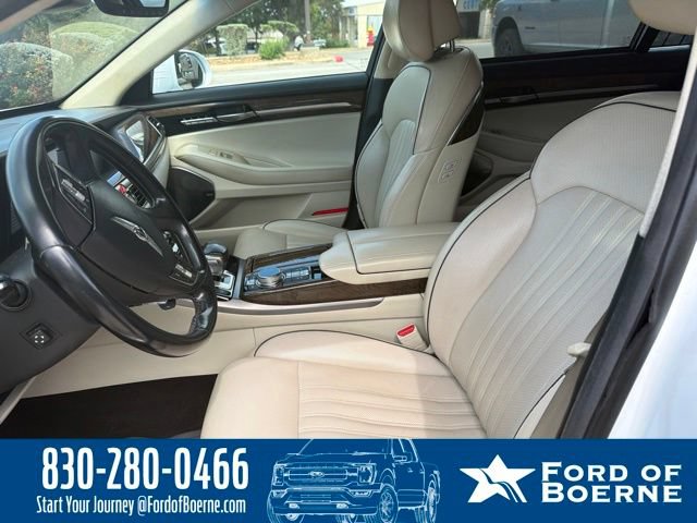 Used 2017 Genesis G90 5.0 Ultimate RWD image 1