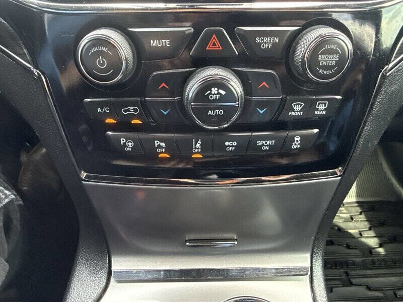 Used 2019 Jeep Grand Cherokee Limited X AWD/4WD image 29