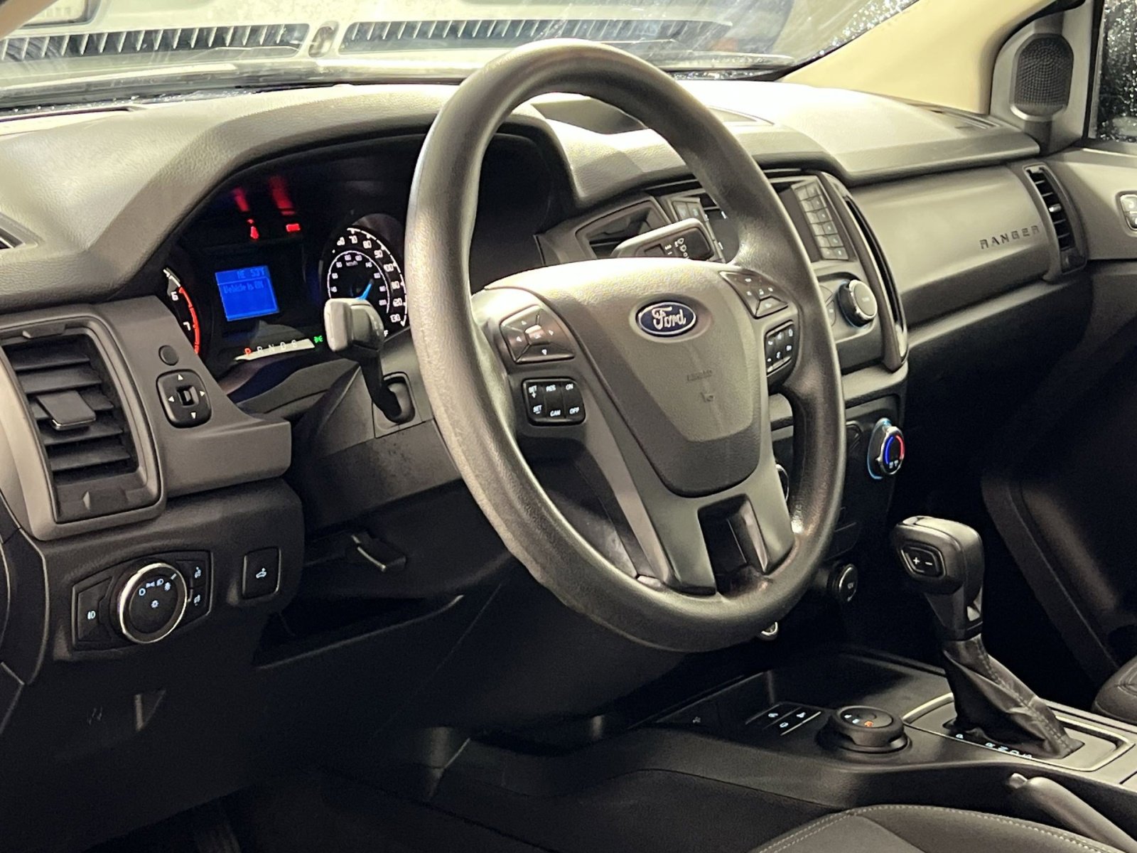 Used 2020 Ford Ranger XL w/ Equipment Group 101A Mid image 16