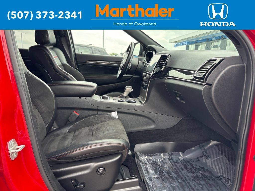 Used 2020 Jeep Grand Cherokee Trailhawk w/ Premium Lighting Group AWD/4WD image 19