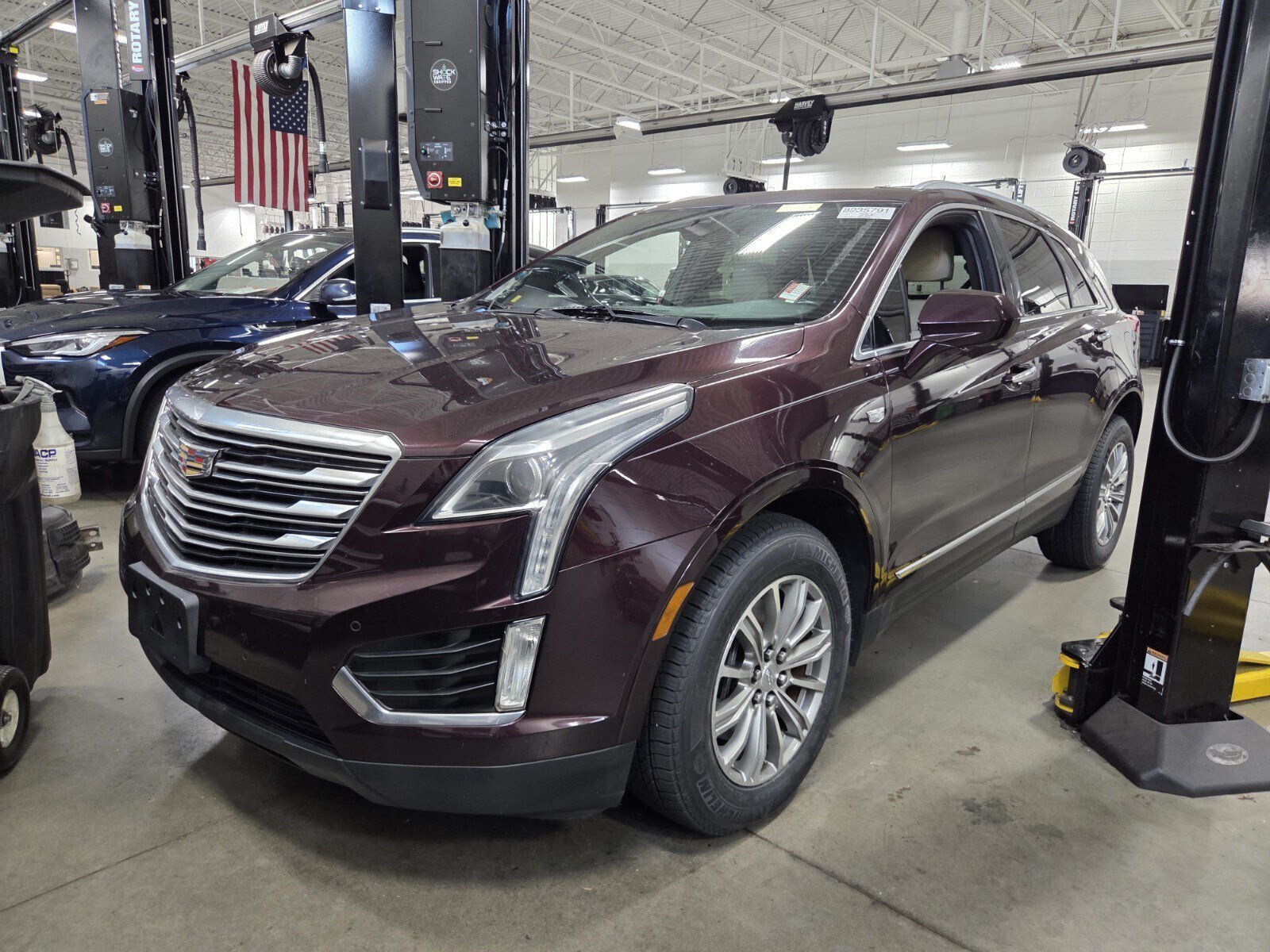 Used 2017 Cadillac XT5 Luxury w/ Driver Awareness Package