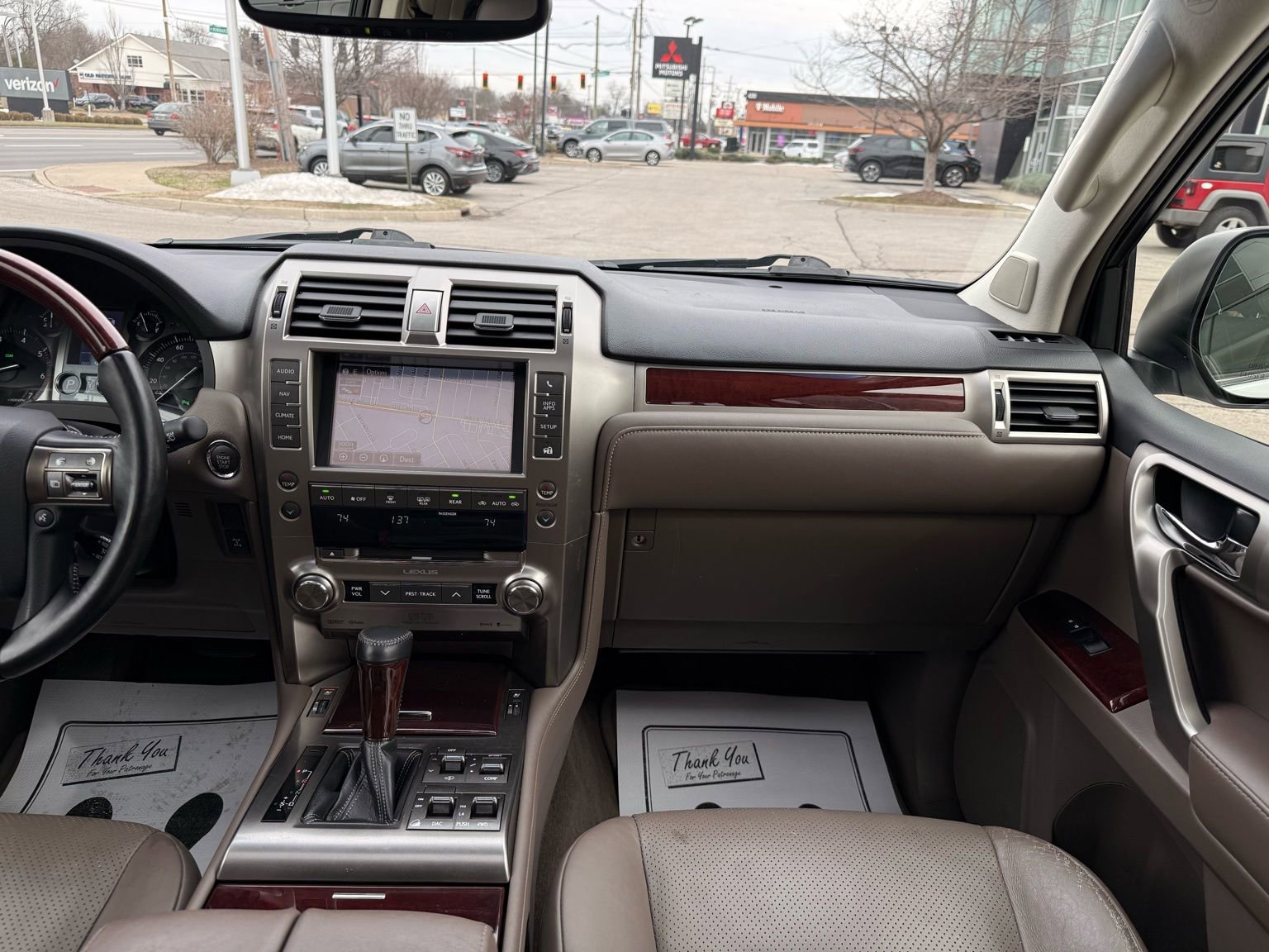 Used 2016 Lexus GX 460 Luxury w/ Preferred Accessory Package image 32