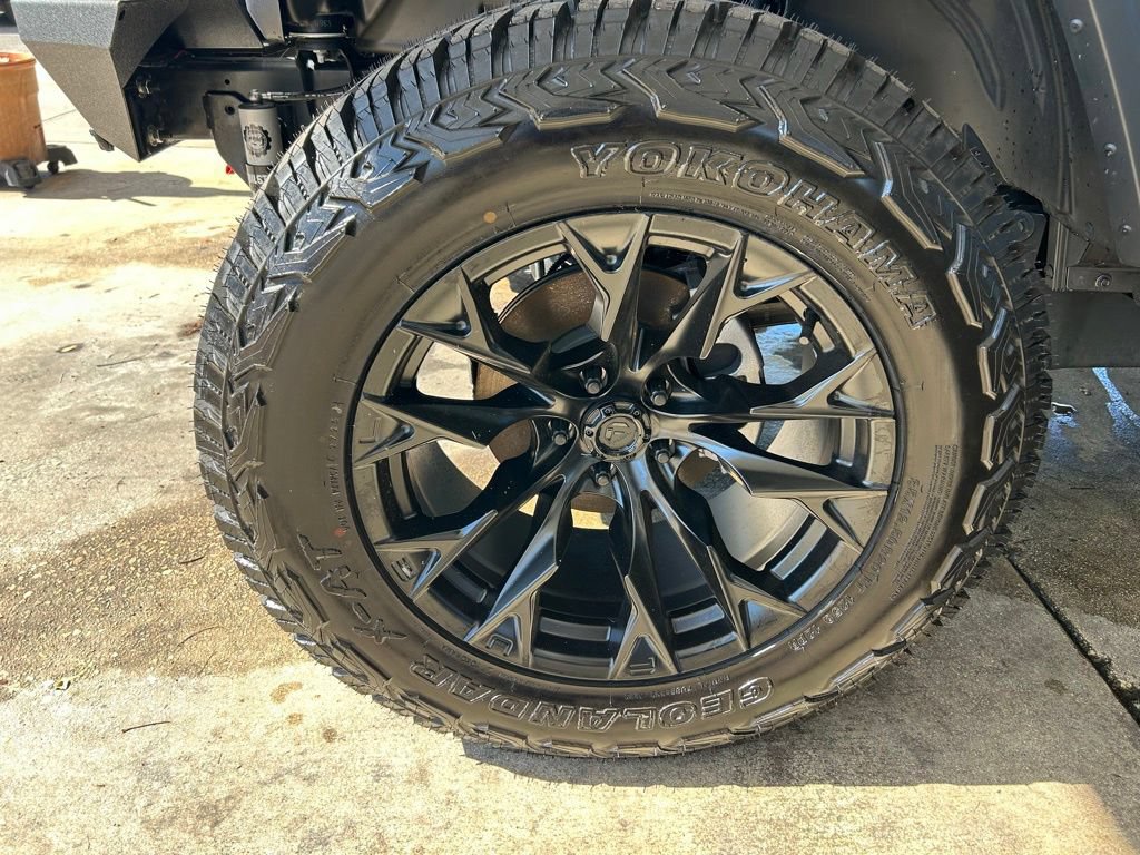 New 2026 Jeep Gladiator Sport AWD/4WD image 28