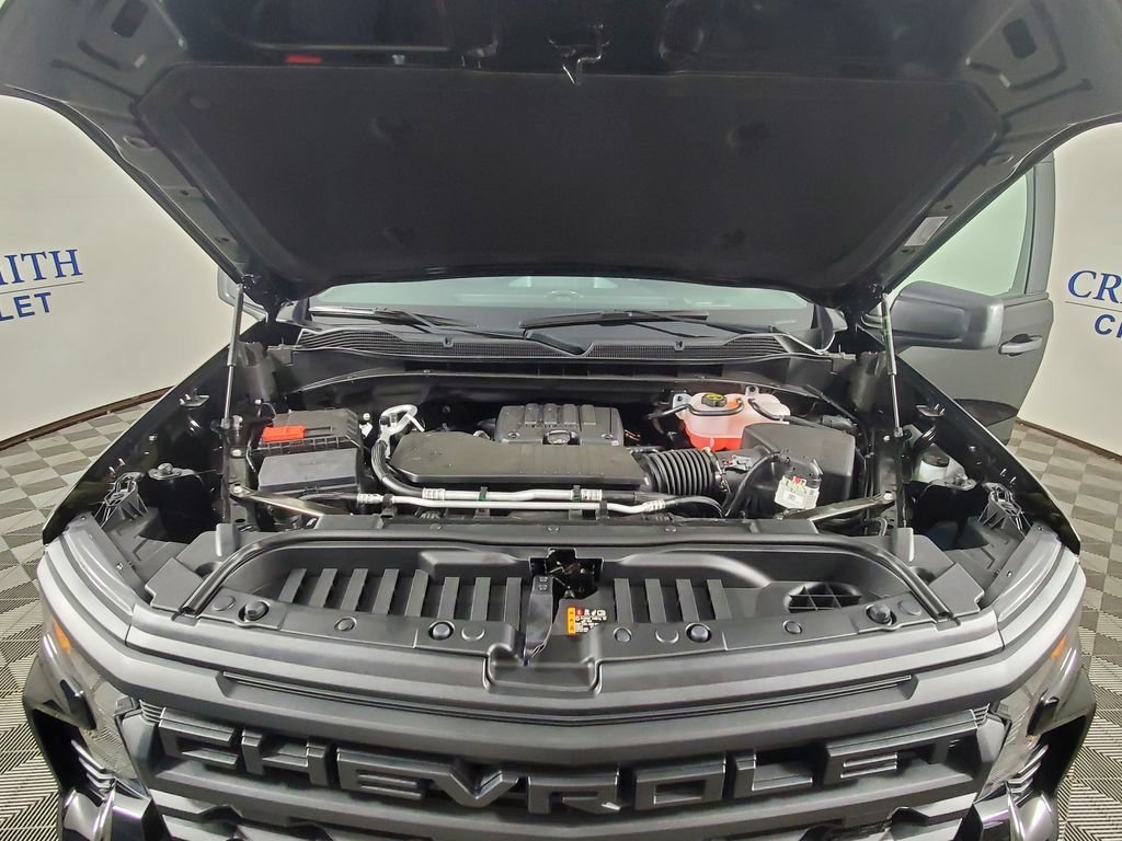 New 2026 Chevrolet Silverado 1500 Custom Trail Boss w/ Turbomax Blackout Package AWD/4WD image 9