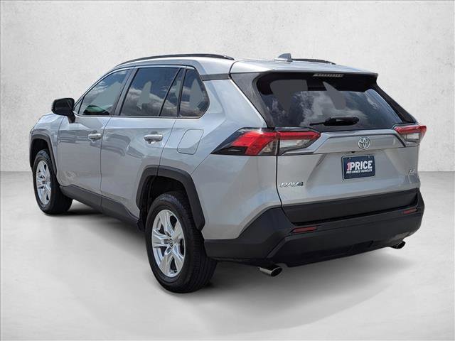 Used 2021 Toyota RAV4 XLE w/ Convenience Package image 7