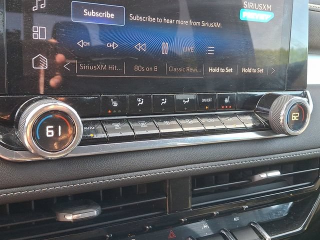 Used 2024 Chevrolet Colorado LT w/ LT Convenience Package II AWD/4WD image 16