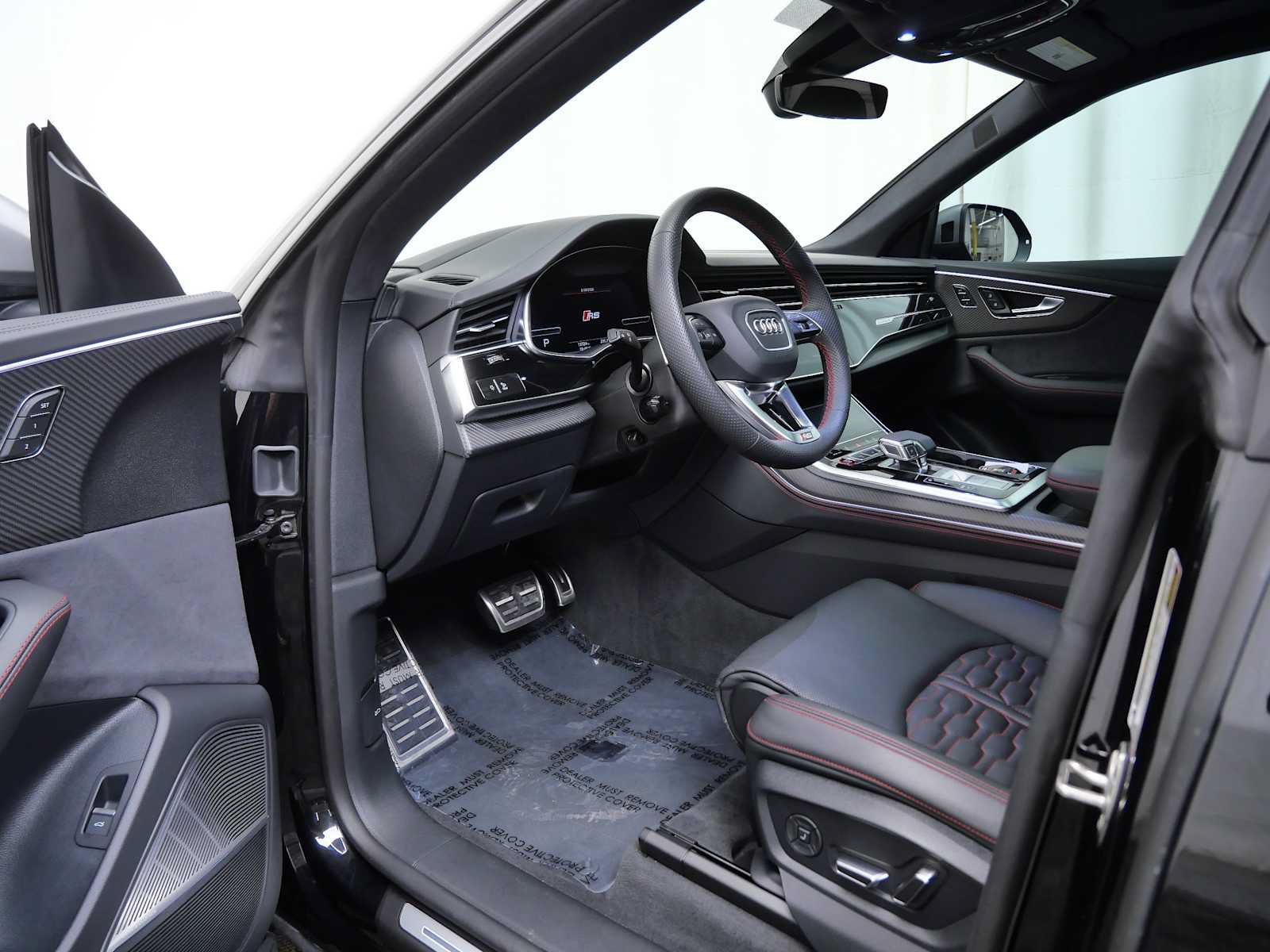 Used 2025 Audi RS Q8 performance AWD/4WD image 21