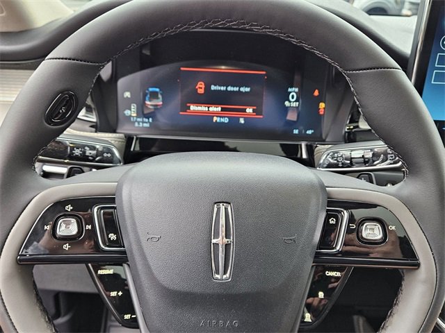 New 2025 Lincoln Corsair Premiere w/ Equipment Group 101A image 26