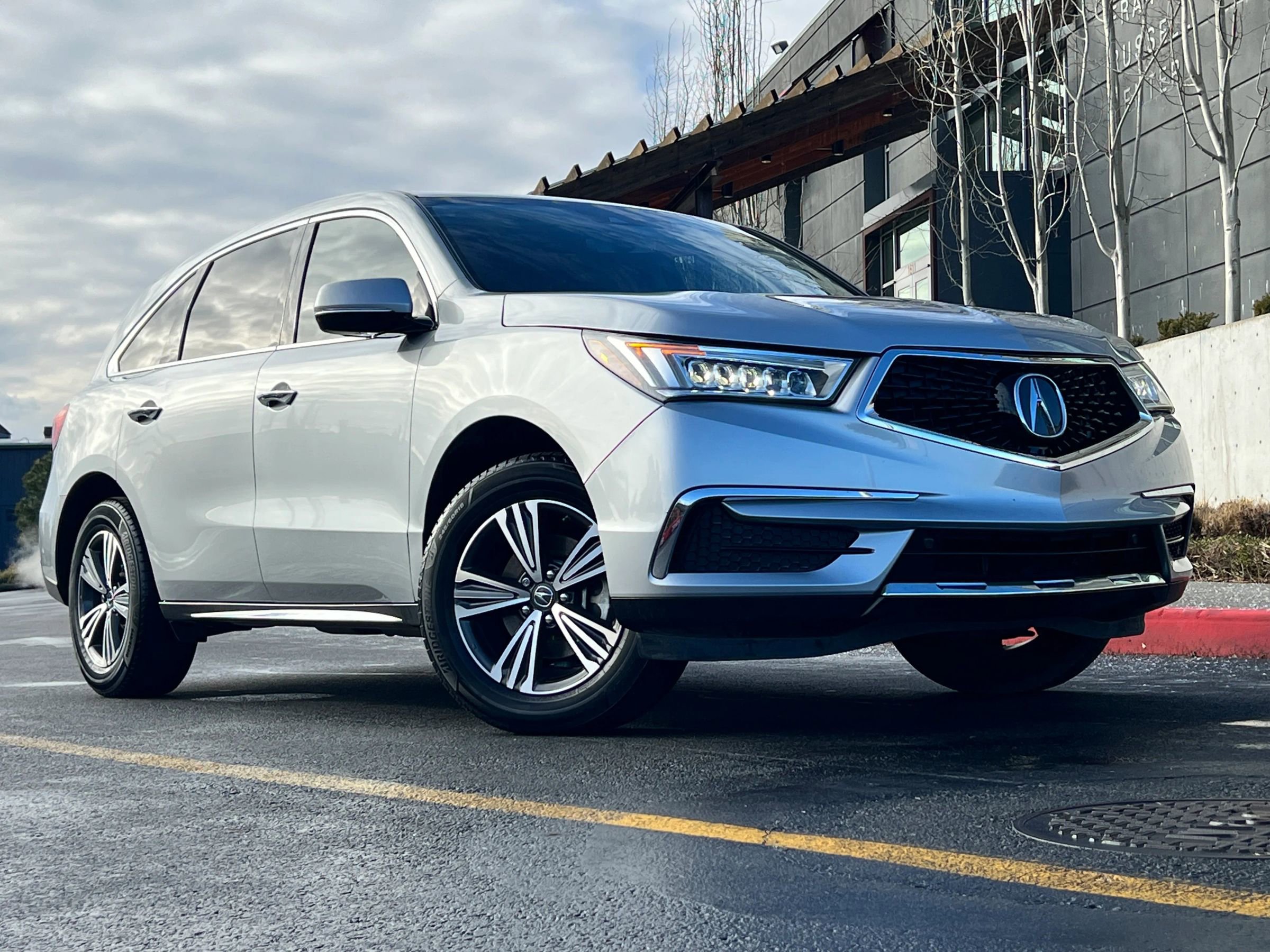 Used 2018 Acura MDX FWD