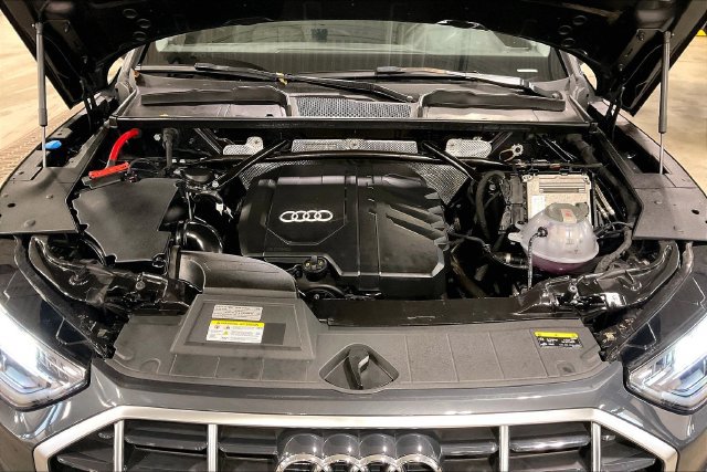 Certified 2024 Audi Q5 2.0T Premium Plus AWD/4WD image 10