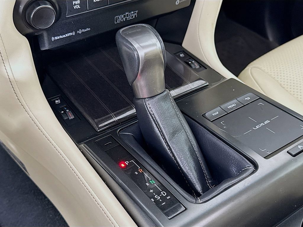 Used 2023 Lexus GX 460 Luxury w/ Accessory Package image 17