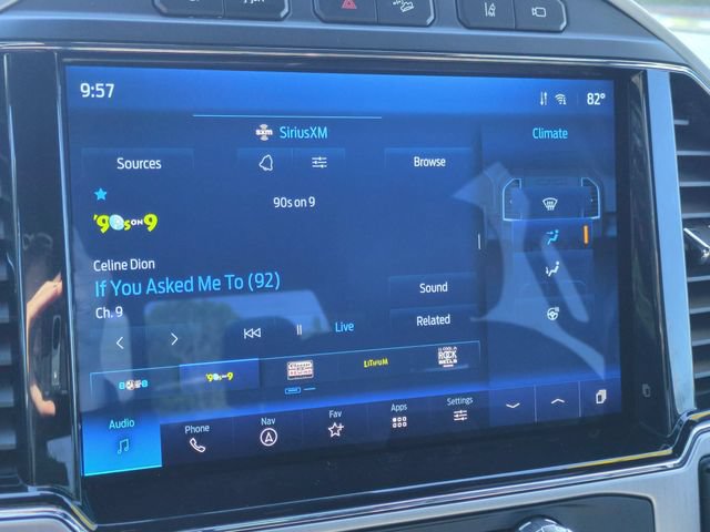 Used 2022 Ford F250 Platinum w/ FX4 Off-Road Package AWD/4WD image 21