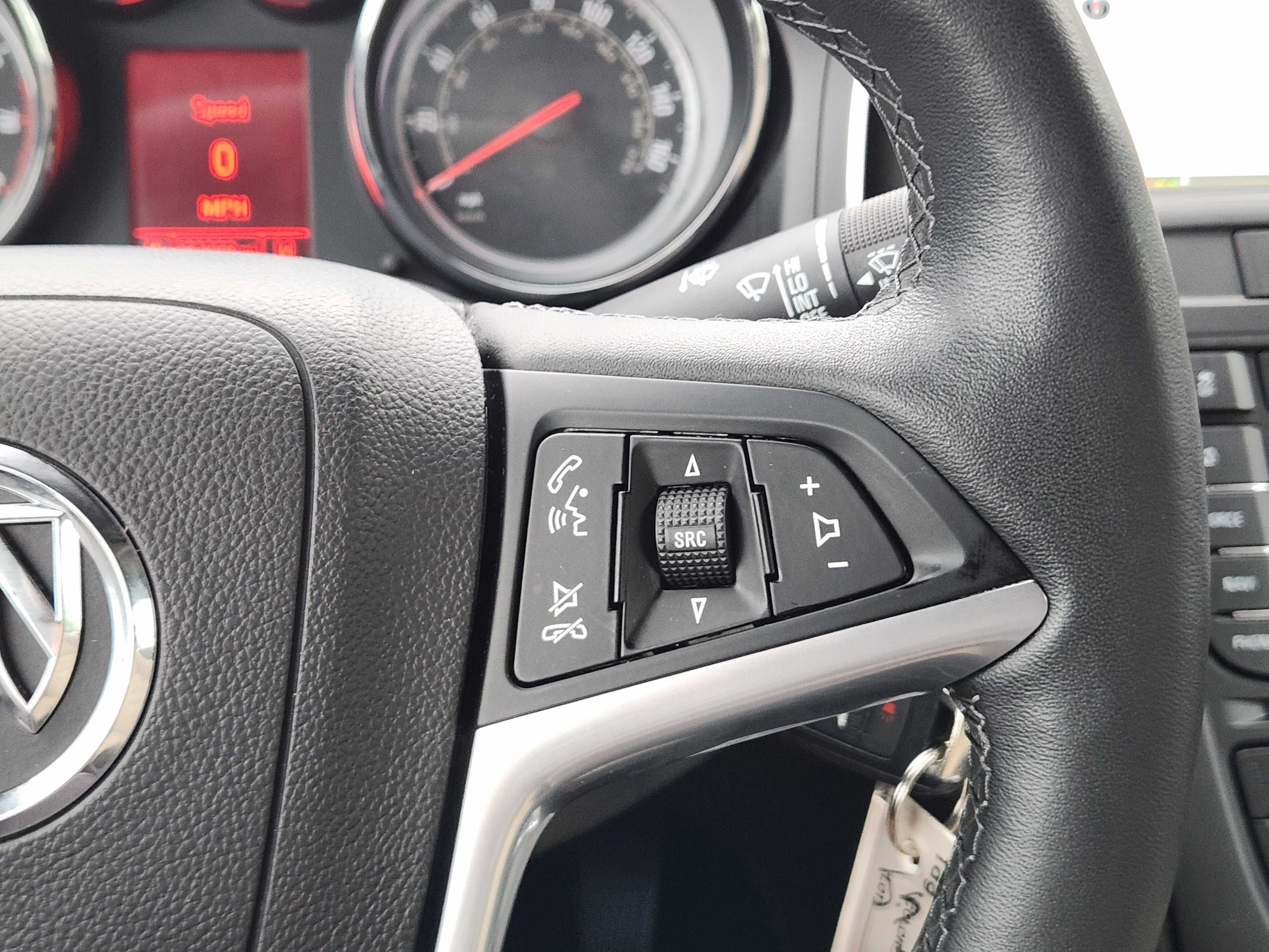 Used 2019 Buick Cascada Premium image 14