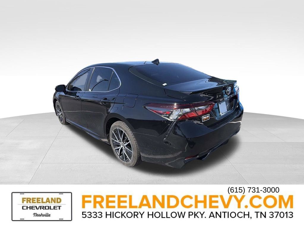 Used 2021 Toyota Camry SE FWD image 4