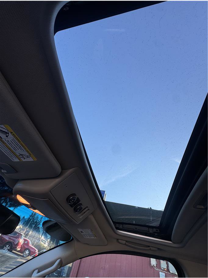 Used 2015 Nissan Armada Platinum image 26