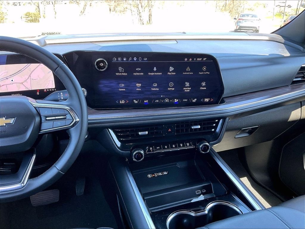 Used 2025 Chevrolet Tahoe LT AWD/4WD image 19